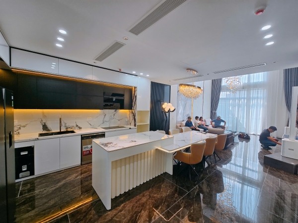 Bán nhà phân lô Đàm Quang Trung, 8 tầng, DT 85m2, MT 5m, 4PN, full nội thất, thang máy