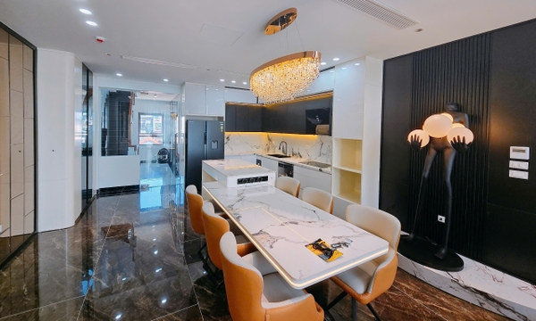 Bán nhà phân lô phố Cổ Linh, 8 tầng, DT 85m2, MT 5m, 4PN, full nội, thang máy, gara ô tô