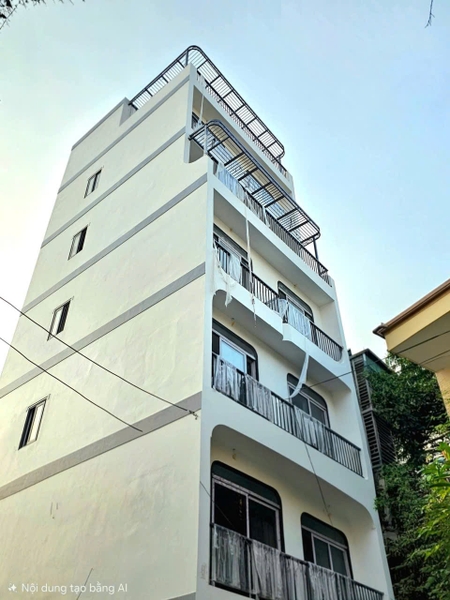 Bán nhà phố Thạch Bàn, gần Hồ Thạch Bàn, 7 tầng, DT 60m2, MT 6.7m, 4PN, thang máy