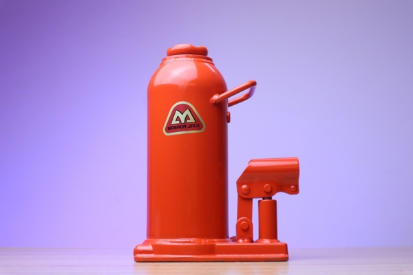 Kích Thủy Lực 15 Tấn Masada Nhật MH-15