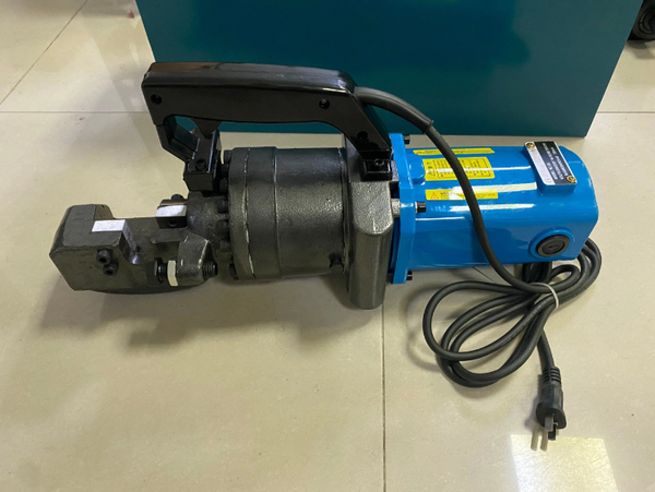 Máy Cắt Sắt Thủy Lực RC 25