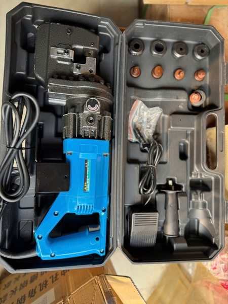 Máy đột lỗ thủy lực cầm tay MHP-20 ( Phổ Thông )