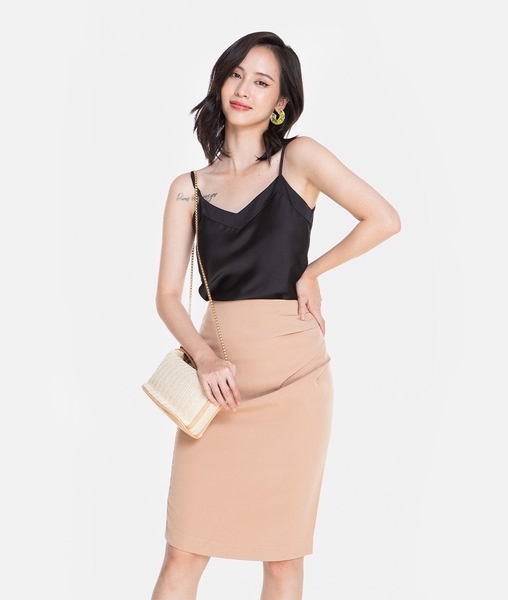 Áo hai dây nẹp cổ