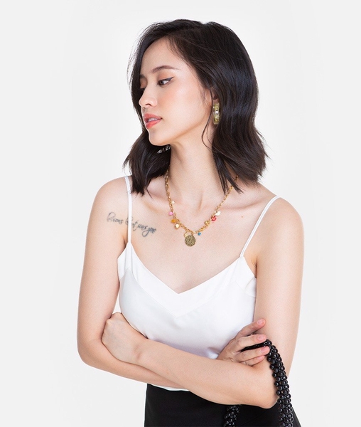Áo hai dây nẹp cổ