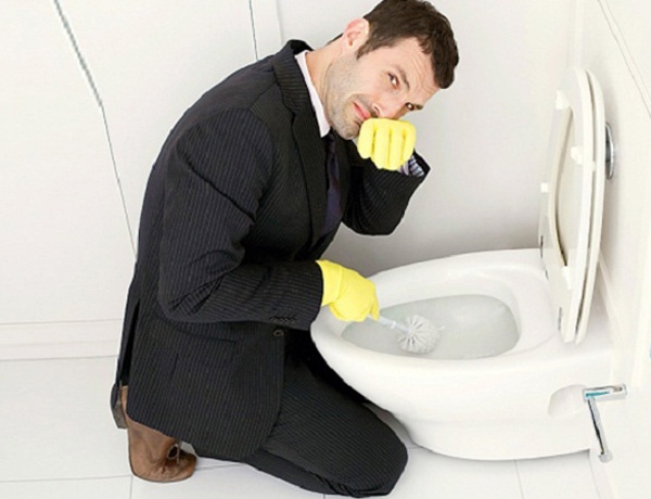 Bí kíp giải quyết tình trạng bồn cầu bị tắc nghẽn