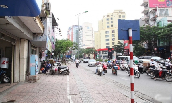 Bán nhà vị trí đắc địa nhất mặt phố Nguyễn Văn Cừ phù hợp với mọi mục đích sử dụng của khách hàng.
