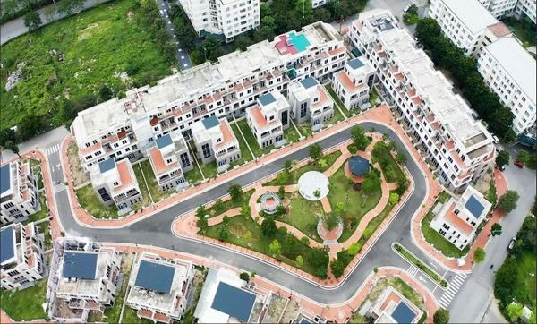 Cần cho thuê dài hạn, diện tích 400m2, diện tích xây dựng hơn 300m.