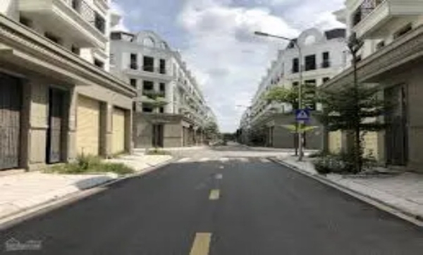 Cần bán căn shophouse Sông Hồng TT Trâu Qùy, phố Thành Trung, Siêu kinh doanh.
