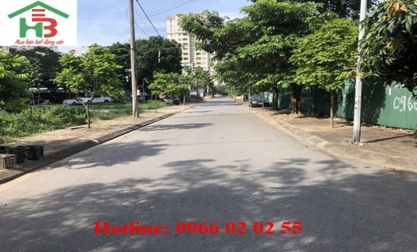 Cần bán nhanh 175m2 đất khu đô thị mới Sài Đồng, Đường oto tránh, kinh doanh thuận lợi