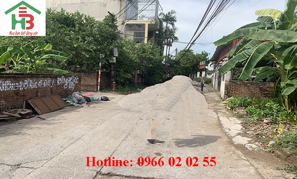 Cần bán 42m2 đất tổ 4 P. Cự Khối, Long Biên, Hà Nội, oto đỗ cửa.