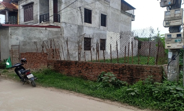 Chính chủ bán 200m2 đất trục chính thôn Phương Trù, Tứ Dân, Khoái Châu, Hưng Yên, cạnh đê