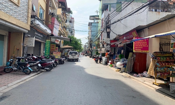 Cần bán gấp căn nhà 3 tầng mặt phố Cửu Việt 2, khu học viện Nông Nghiệp Trâu Quỳ, Gia Lâm