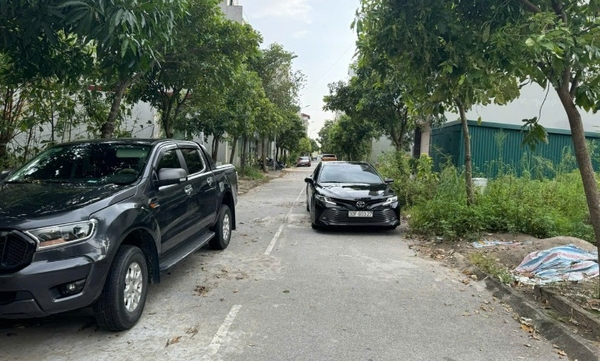 Bán nhanh 60m2, vị trí đắc địa, view vườn hoa, TĐC Trâu Quỳ