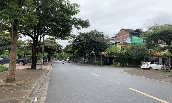 Chính chủ nhờ bán căn biệt thự siêu đẹp khu đô thị Sài Đồng, Long Biên. View trực diện hồ Sài Đồng.