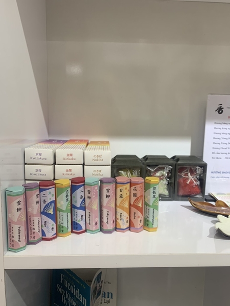 Hương Shoyeido hộp lục giác 7 que