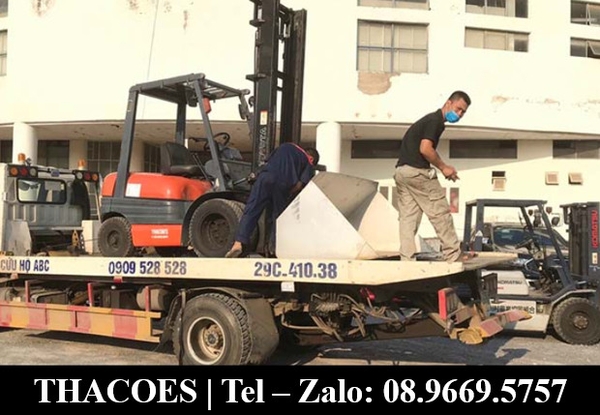 ẢNH BÀN GIAO XE NÂNG CŨ TOYOTA 2,5 TẤN CHO KHÁCH HÒA BÌNH