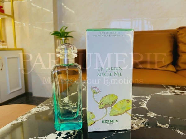 Hermes Un Jardin Sur Le Nil giúp bạn tận hưởng không gian thiên nhiên đầy cảm hứng và mát lành.