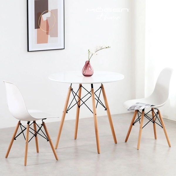 Bộ Bàn Ghế Eames: Sự Hoàn Hảo Trong Thiết Kế Nội Thất