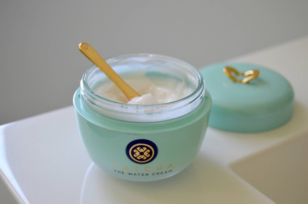 Bác sĩ khuyên dùng lọ kem dưỡng hút gần 300 ngàn tim trên Sephora mùa rét, có một đặc tính mà da dầu mụn cực mê