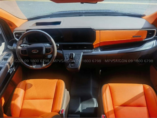 Độ limousine Ford Transit 2024 -  Báo giá và kinh nghiệm mới nhất