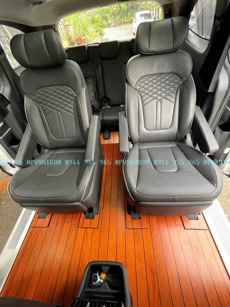 Sàn gỗ tự nhiên Hyundai Custin mẫu mới nhất 2025 tại MPVSAIGON