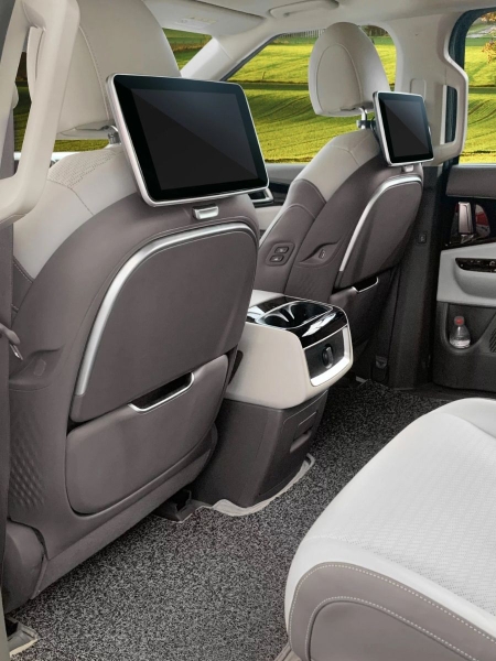 Màn hình gối đầu xe Kia Carnival