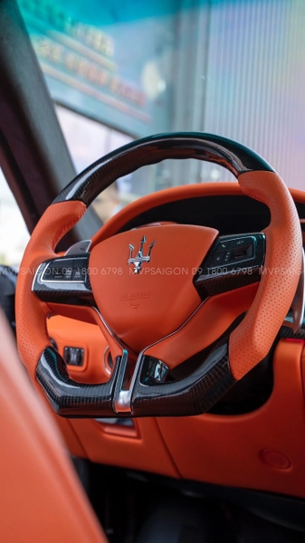 Maserati bọc da đổi màu nội thất cam Hermes