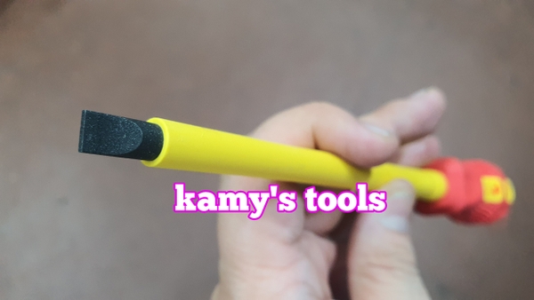 Tua vít bake dẹp cách điện Lancer 1000V 6mm cao cấp đài loan