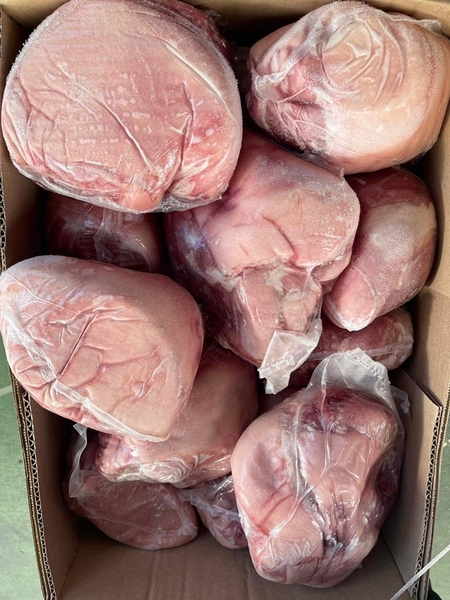 Thịt bắp heo có da 豚チマキ