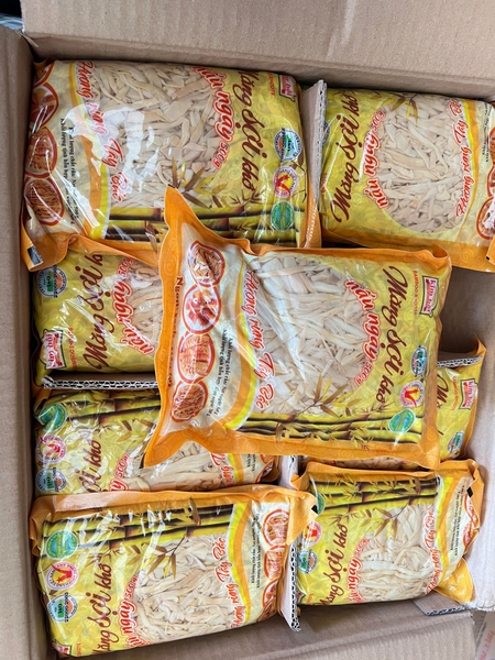 Măng sợi khô乾燥竹の子水煮 ( 500gr)