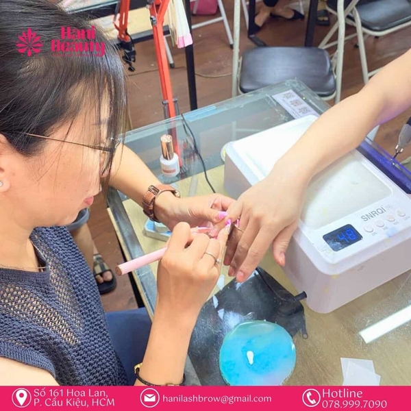 Quy trình học nail từ cơ bản đến chuyên sâu tại Hani Academy