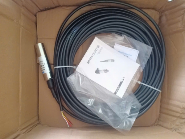 cam-bien-do-muc-nuoc-microsensor-mpm4730-4700-submersible-level-transmitter