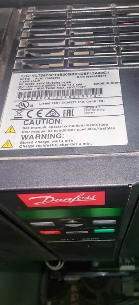 bien-tan-danfoss-vlt-2875-178b9761-7-5kw-10-hp-3-pha-380-480v