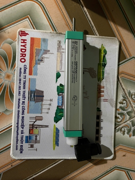 cam-bien-vi-tri-tuyen-tinh-gefran-lt-m-0130-p-xl0202
