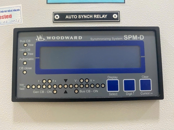 bo-hoa-dong-bo-may-phat-dien-tu-dong-woodward-spm-d-auto-synch-relay