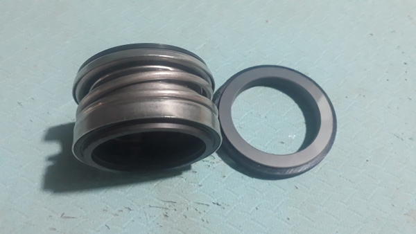 phot-co-khi-bom-nuoc