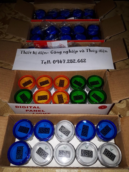 den-tin-hieu-den-bao-co-hien-thi-dien-ap