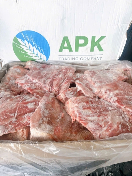 SƯỜN VAI HEO NGA APK (thùng ~18 - 25kg)