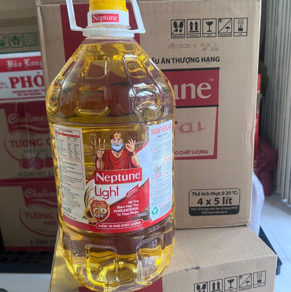 Dầu ăn Neptune Light 5L