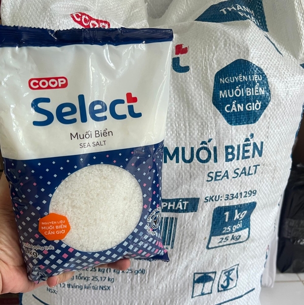 Muối biển hạt Cần Giờ Coop (1kg)