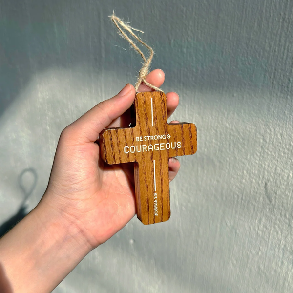 Thập tự mini - Be Strong & Courageous