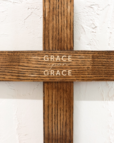 Thập tự treo tường - Abide Wall Cross