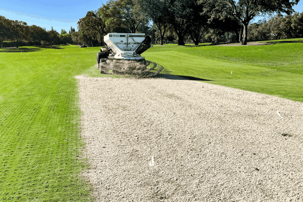 Lợi ích của việc phủ cỏ Fairway: Cải thiện khả năng thoát nước, độ cứng và tính thẩm mỹ