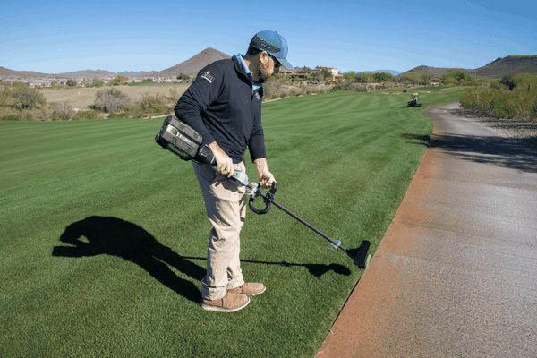 Lựa chọn thiết bị bảo trì sân golf giúp tăng hiệu quả