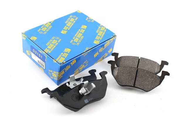 Bố Thắng / Má Phanh SAU Ford ESCAPE VN 2.0 2.3 3.0 01-13 [D3151] MK - Japan