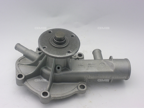GWT31A Bơm Nước Toyota COROLLA CORONA 1.6 1.8 79-87 GMB - Japan