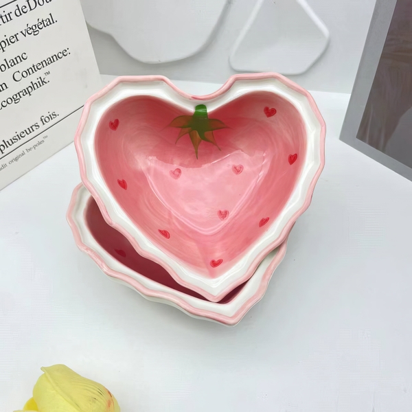 Bát Trái Tim Dâu 12.6cm, Chén Tim Sứ Decor - trang trí đồ ăn, mâm cúng