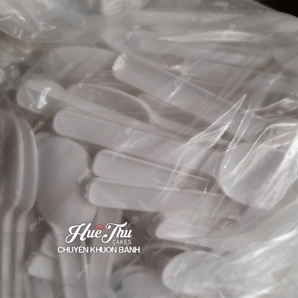 Thìa muỗng sữa chua, chè, bánh flan, kem, rau câu, xôi (500g)