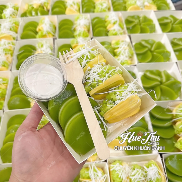 Hộp vuông giấy Kraft 10.5/11.5/12.9cm (10 cái, có nắp) màu nâu, trắng đựng bánh trôi, bánh bông lan, rau câu, đồ ăn