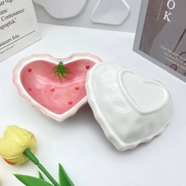 Bát Trái Tim Dâu 12.6cm, Chén Tim Sứ Decor - trang trí đồ ăn, mâm cúng